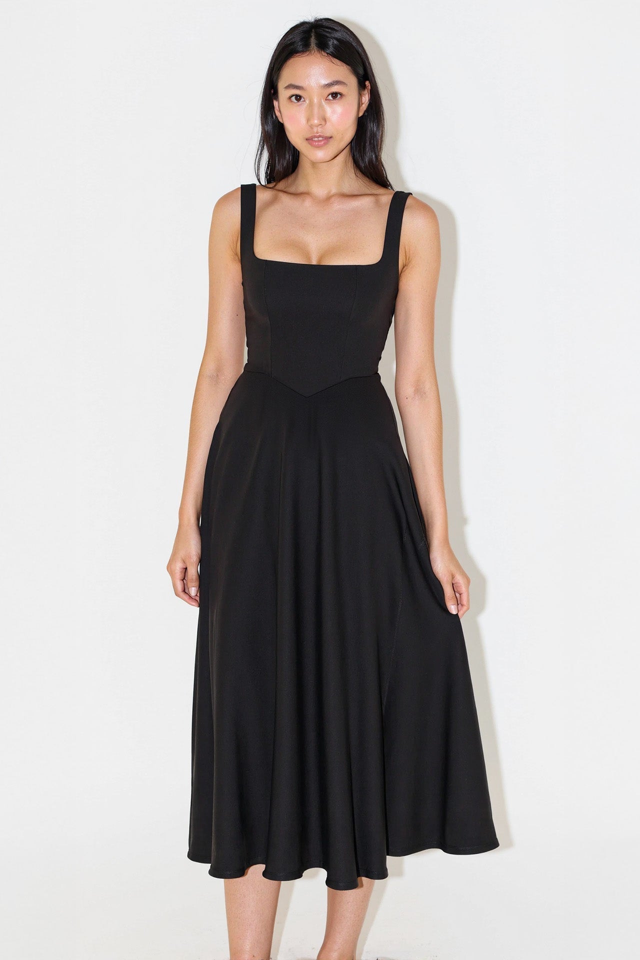 Nomi - Rochie midi cu decolteu pătrat