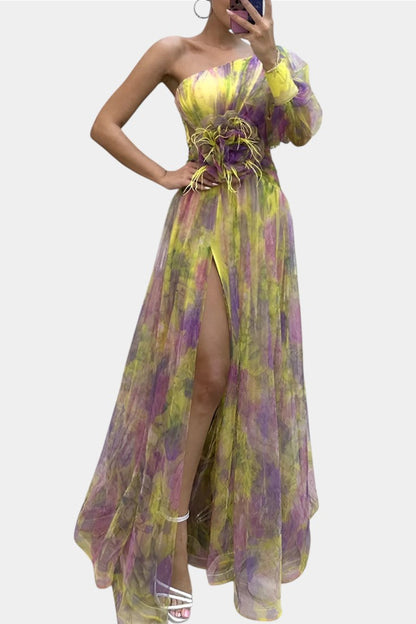 Amelie - Rochie maxi asimetrică pe un umăr cu imprimeu artistic