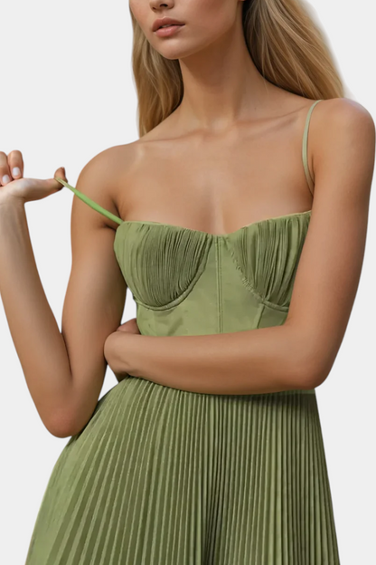 Ottilie – Rochie din șifon plisat cu corset sculptat și decolteu inimă