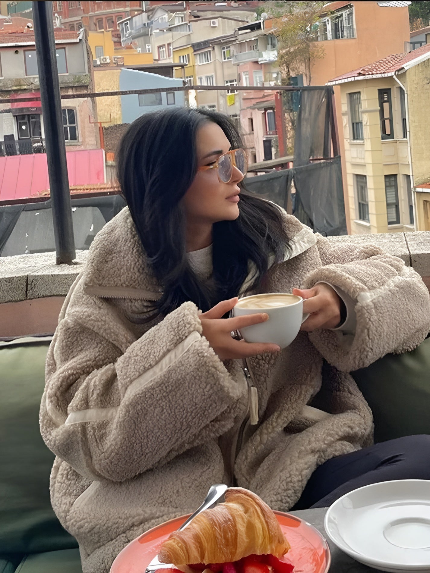 Kaja – Palton moale din țesătură teddy