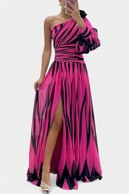 Bethania - Rochie maxi elegantă cu dungi pe un umăr