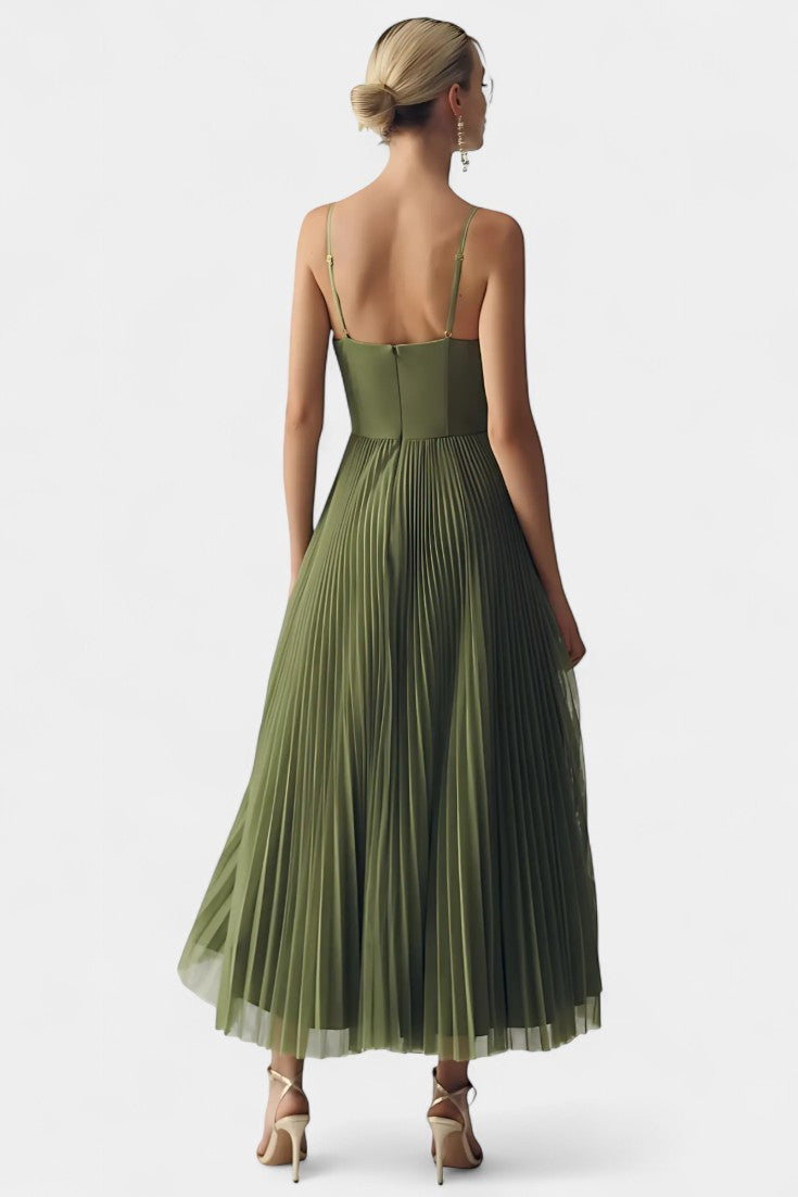 Ottilie – Rochie din șifon plisat cu corset sculptat și decolteu inimă